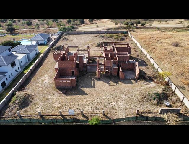 4 BEDROOM HOUSE FOR SALE IN BLUE HILLS EQUESTRIAN ESTATE